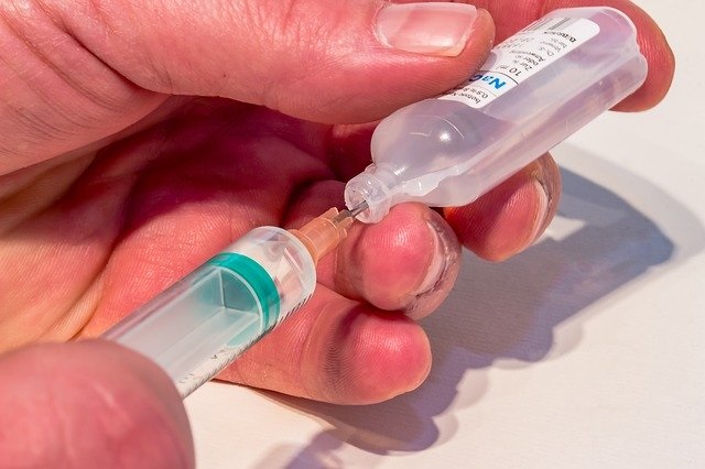 كيفية التخلص من الإبر تحت الجلد